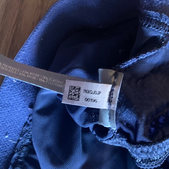 Aerie high neck bralette - Picture 3 of 8